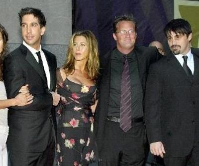 Friends dizisinden Matthew Perrynin rol arkadaşları: Kaybımız çok derin