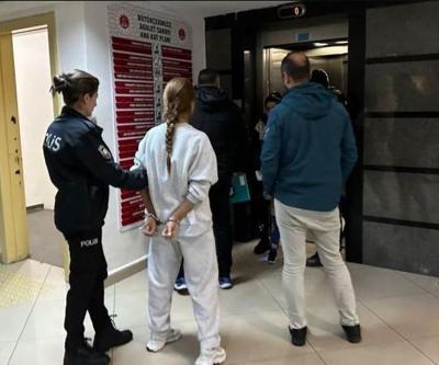 Önce ters kelepçe sonra serbest Banu Parlak adliyeden koşarak uzaklaştı