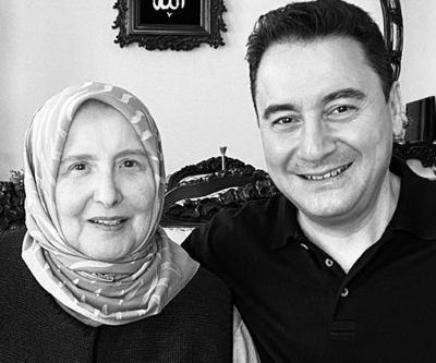 Ali Babacanın annesi Güneri Babacan hayatını kaybetti