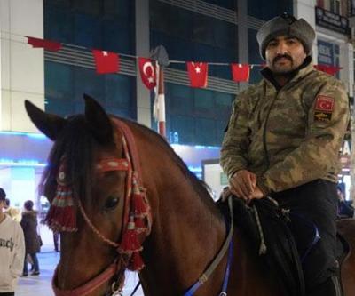‘At Türkün kanadıdır’ dedi, yeni yıla at üstünde girdi