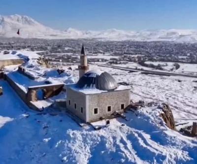 Vanda kar yağışı sonrası kartpostallık görüntüler