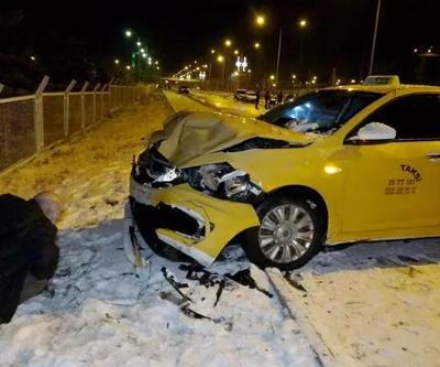 Erzurumda buzlanma; 30 araç birbirine girdi, 13 kişi yaralandı