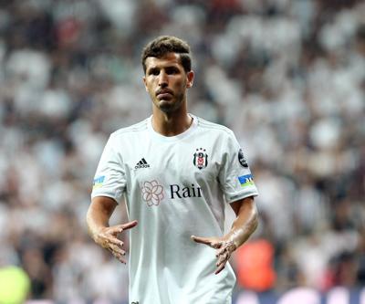 Beşiktaşta sözleşmesi biten Salih Uçana sürpriz talip