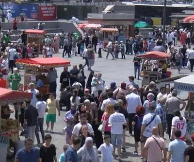 Eminönünde bayram yoğunluğu