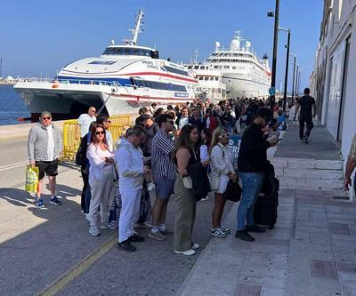 Rodos’a yoğun ilgi: Yunan adaları, Türk misafirlerle kış uykusundan uyanıp sezona kalimera dedi
