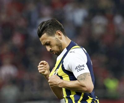 Fenerbahçede İrfan Can Kahveci transferinde beklenen oldu Yıldız isim için Avrupa ekipleri devrede...