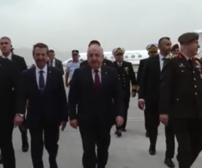 Milli Savunma Bakanı Yaşar Güler ve komutanlar KKTCde