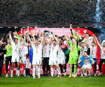 Beşiktaşta 4 ayrılık birden Yola devam etmeme kararı...