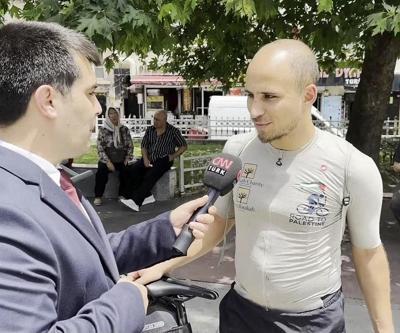 Almanyadan Gazzeye bisiklet yolculuğu: Soykırım dursun diye pedal çeviriyor