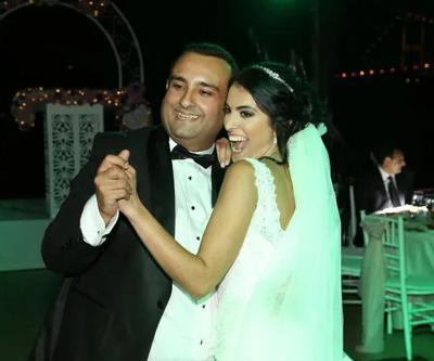 20 gün önce 10 yıllık eşinden boşanmıştı Rüştü Onur Atilla ünlü şarkıcı ile aşkını ilan etti