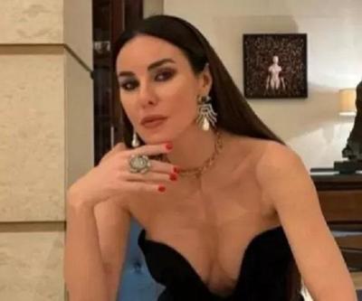 Defne Samyeli plaj karelerini peş peşe paylaştı SOSYAL MEDYAYI SALLADI