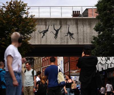 İngiltere sokaklarında Banksy rüzgarı: 3 yeni eserde ne mesaj veriyor