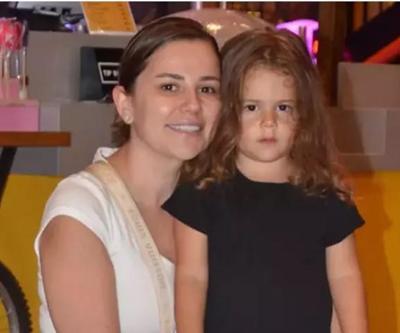 Merve Özbey çocuklarıyla eğlendi