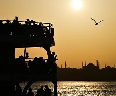 İstanbulda vapur seferlerine hava muhalefeti engeli