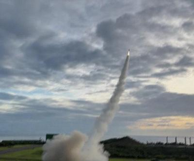 FÜZELER ATEŞLENDİ Çinin artan tehdidine yanıt mı Tayvandan gözdağı