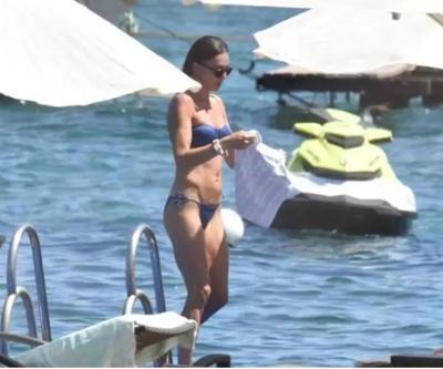 Hande Ataizinin Bodrum tatili devam ediyor Tüm bakışları üzerinde topladı