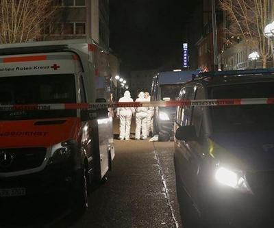 Son dakika haberi: Almanyada festivale bıçaklı saldırı Ölü ve yaralılar var