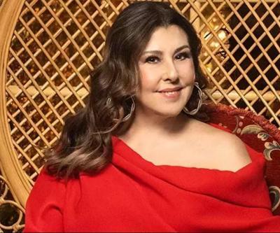 Nilüfer’den gençlere evlilik tavsiyesi Sahnede duygusal anlar