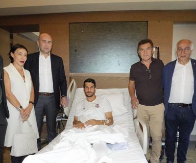 Beşiktaş yönetimi, ameliyat edilen Necip Uysalı ziyaret etti