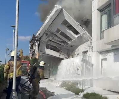 İstanbulda ahşap binada yangın: Bina çöktü