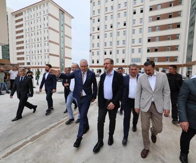 Mehmet Kasapoğlu: Ege Üniversitesi’nde yurt kapasitemizi 14.000’e çıkartıyoruz