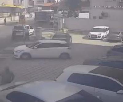 İstanbulda korkunç olay Araç içindeki husumetlisine kurşun yağdırdı