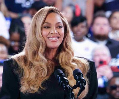 Beyonce, Kamala Harris mitinginde boy gösterdi
