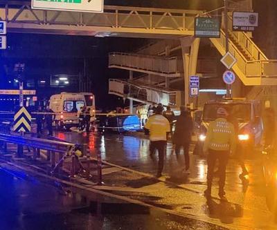 SON DAKİKA İstanbul Bakırköyde kazaya müdahale eden polis aracına İETT otobüsü çarptı: 1 polis şehit oldu | En Son Haberler...