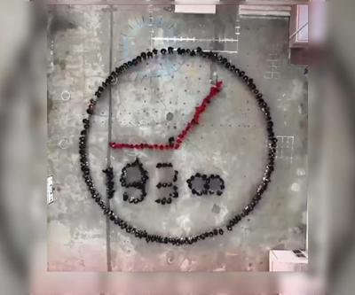 Öğrencilerden anlamlı 10 Kasım koreografisi