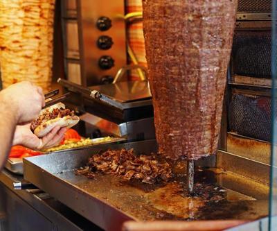 Bakanlık harekete geçti Döner, iskender ve hamburgerde artık zorunlu...