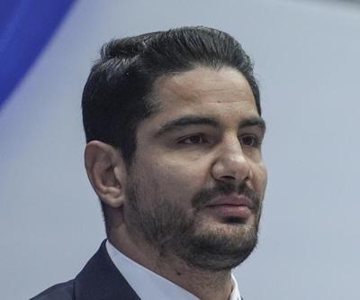 Olimpiyat şampiyonu Taha Akgül, Türkiye Güreş Federasyonunun yeni başkanı seçildi