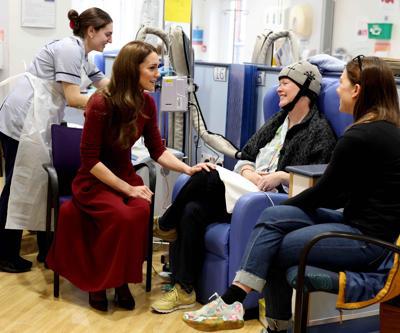 Kate Middleton kanseri yendi Tedavi gördüğü hastaneye duygusal ziyaret: “Tünelin sonunda ışık var”