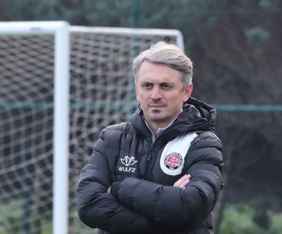 Orhan Akın kariyerinde yeni dönem Teknik direktör olarak ilk kez imzaladı...