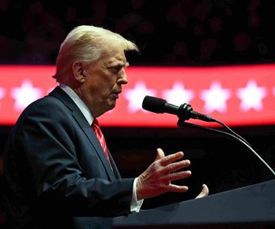 Trump 2.0 dönemi resmen başladı Beyaz Sarayda görev değişimi: Yemin töreninden sıcak görüntüler...  ABD’den SON DAKiKA gelişmeler
