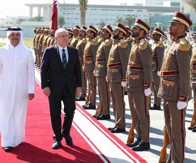 Milli Savunma Bakanı Gülerden Katara resmi ziyaret