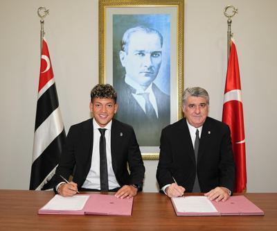 Beşiktaş, Elan Ricardo ile resmi sözleşme imzaladı