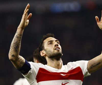 Hakan Çalhanoğlu, A Milli Takımın en golcü 4. oyuncusu oldu