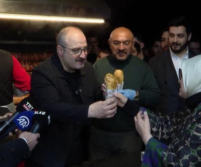 Mustafa Varank, gençlerle sahurda bir araya geldi: Türk markalara boykot kabul edilemez