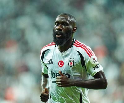 Arthur Masuaku, Fransa ekibiyle görüşüyor
