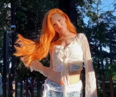 Feride Hilal Akının başı saplantılı hayranıyla dertte
