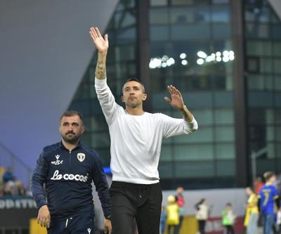 Mehmet Topal, Romanya kariyerinde fark yaratmaya devam ediyor