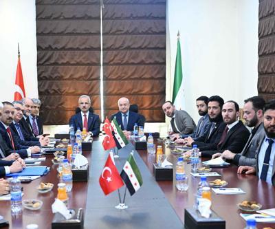 Bakan Uraloğlu, Suriye Ulaştırma Bakanı Bedir ile bir araya geldi