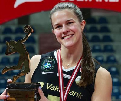Şampiyon Vakıfbankta Kiera Van Ryka özel ödül