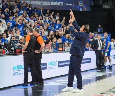 Anadolu Efes taraftarlarının tepkisi sonrası Ergin Atamanın oğlundan flaş paylaşım