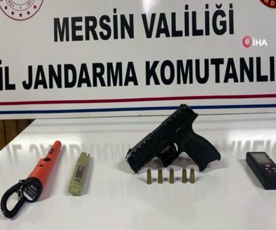 Eski vali ve emekli albay kaçak kazıda yakalandı