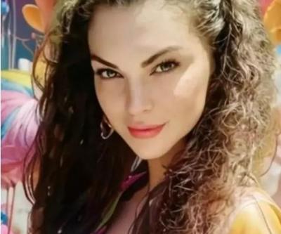 Ünlü şarkıcı Nez AVMde şarkı söylerken görüntülendi