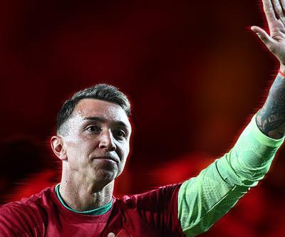Galatasaray Kaptanı Fernando Muslera, tarihi rekora ortak oldu