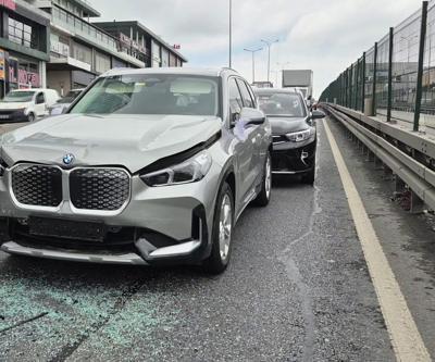 İstanbulda düğün konvoyunda zincirleme kaza: 3 yaralı