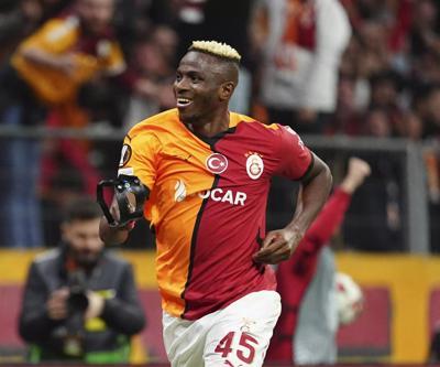 Victor Osimhenden Galatasaray taraftarlarını sevindiren haber
