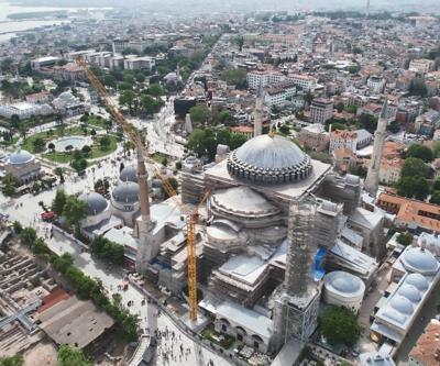 Ayasofya Camiindeki tarihin en kapsamlı restorasyon çalışması havadan görüntülendi